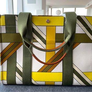 NEW Tory Burch printed canvas tote bag with original packing